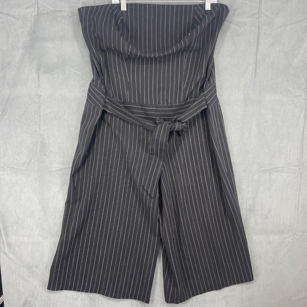 Torrid Jumpsuit Womens 20 Black Pinstriped Tube Top Wide Crop Leg Stretch Tie Up